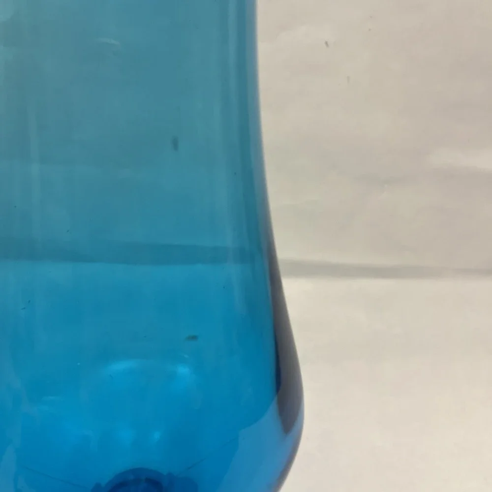 LE Smith Swung Vase Peacock Blue Footed Glass 15.5